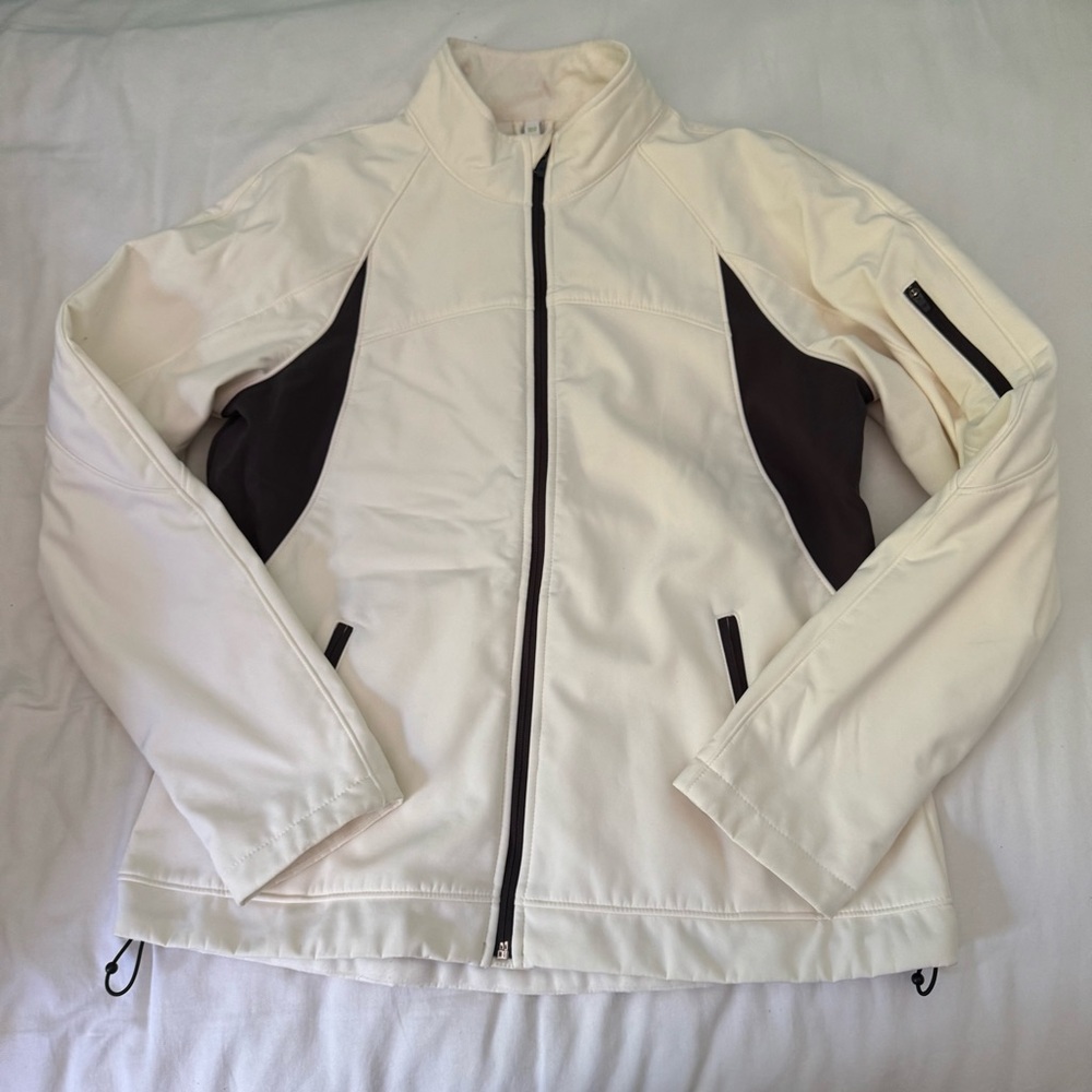 Tek Gear Ivory and Black Lightweight Jacket